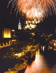 fireworks-credit-Marc-Fowler