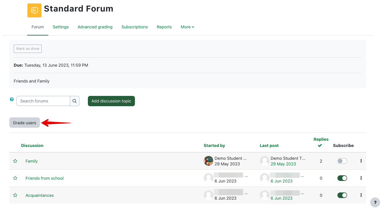 Showing the forum page, with an arrow pointing to Grade users, which you click on to access the grader. 