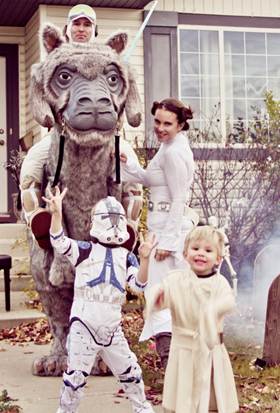 Description: 297495_10150325773680834_616130833_8309381_819904470_n