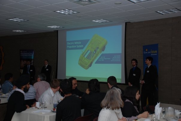 Description: http://a8.sphotos.ak.fbcdn.net/hphotos-ak-snc7/231_16654647941_515532941_769851_6983_n.jpg